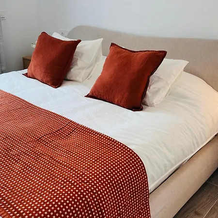Luxury Alamos Garden Con Parking Апартаменти *