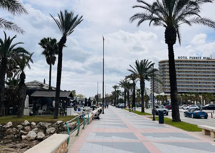 Апартаменты Luxury Alamos Garden Con Parking *